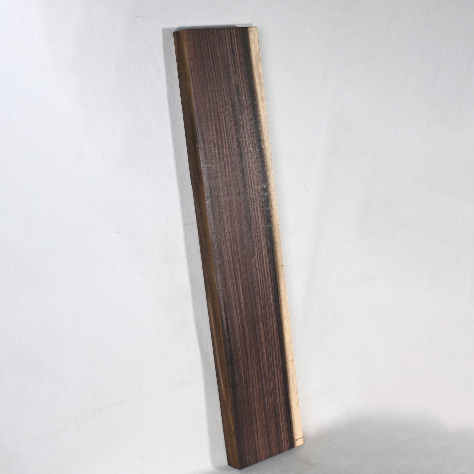 ソノケリン材 1 – DEEP WOOD