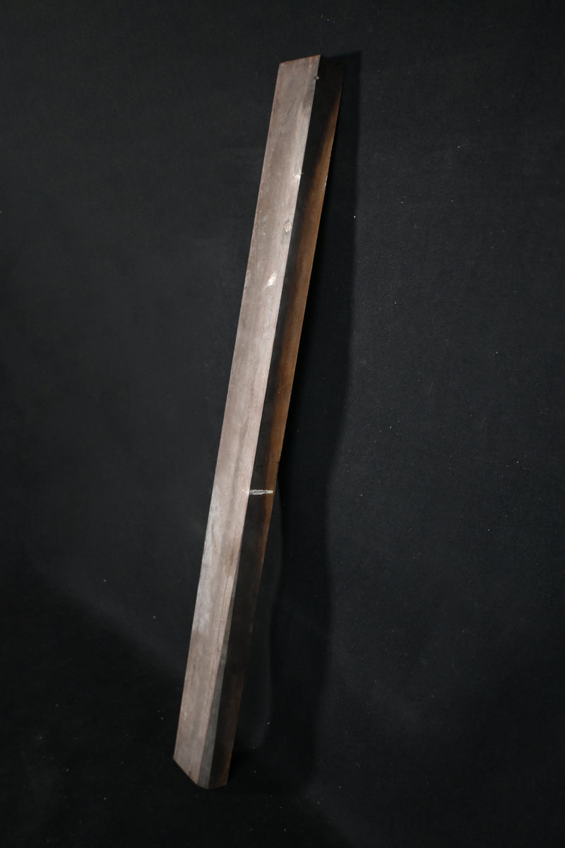 ブラジリアンローズウッド材　２７