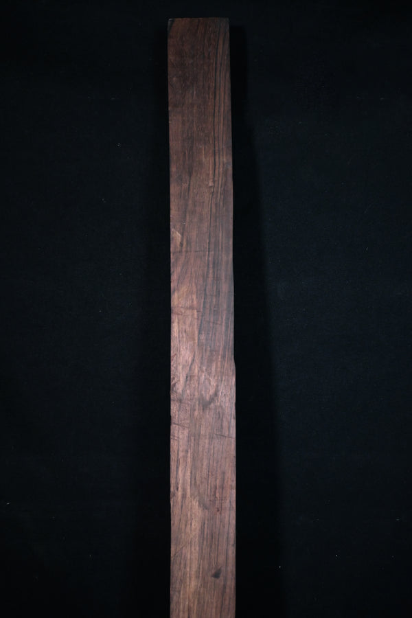 ブラジリアンローズウッド材　２８