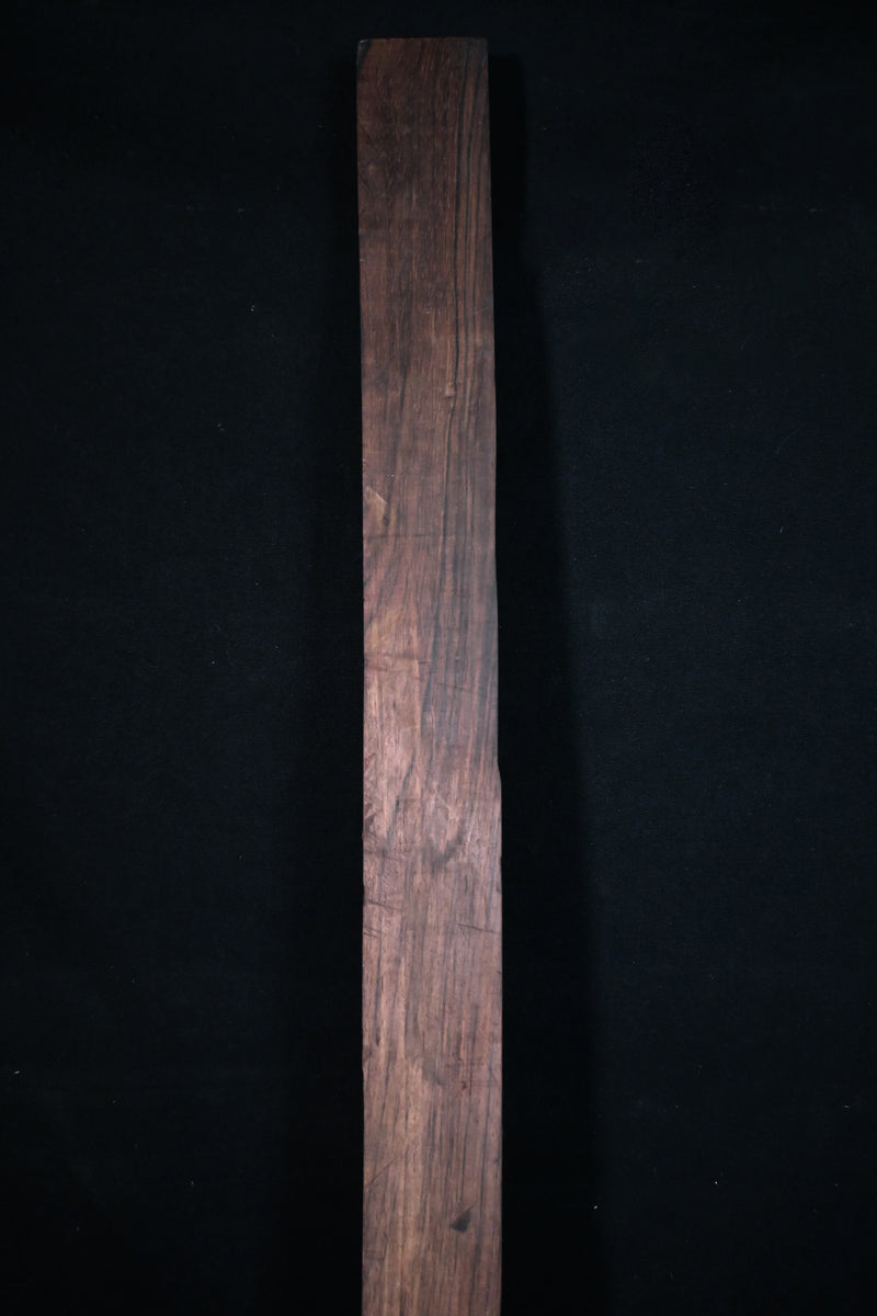 ブラジリアンローズウッド材　２８