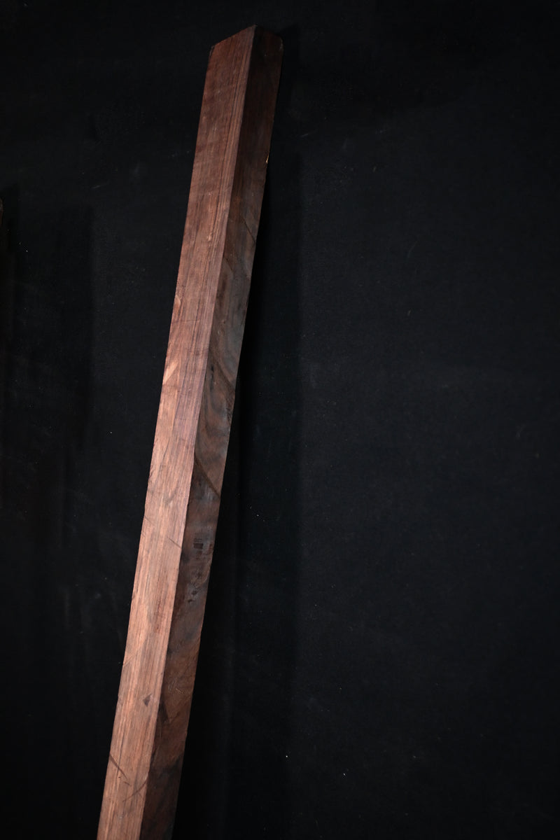 ブラジリアンローズウッド材　２８